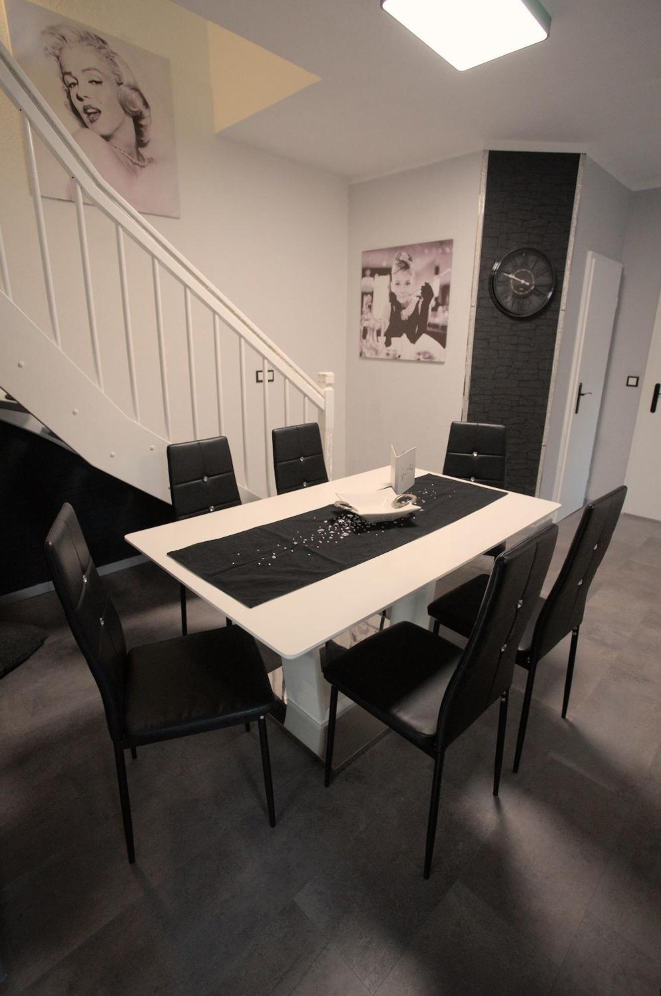Zum Kaeutzchen 120Qm Ferienhaus 8 Personen 4 Schlafzimmer Nossentiner Huette Exterior foto